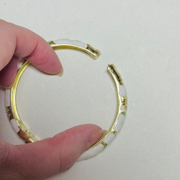 Flower Enamel Cloisonne Bracelet Bangle in White Base - Picture 9 of 9